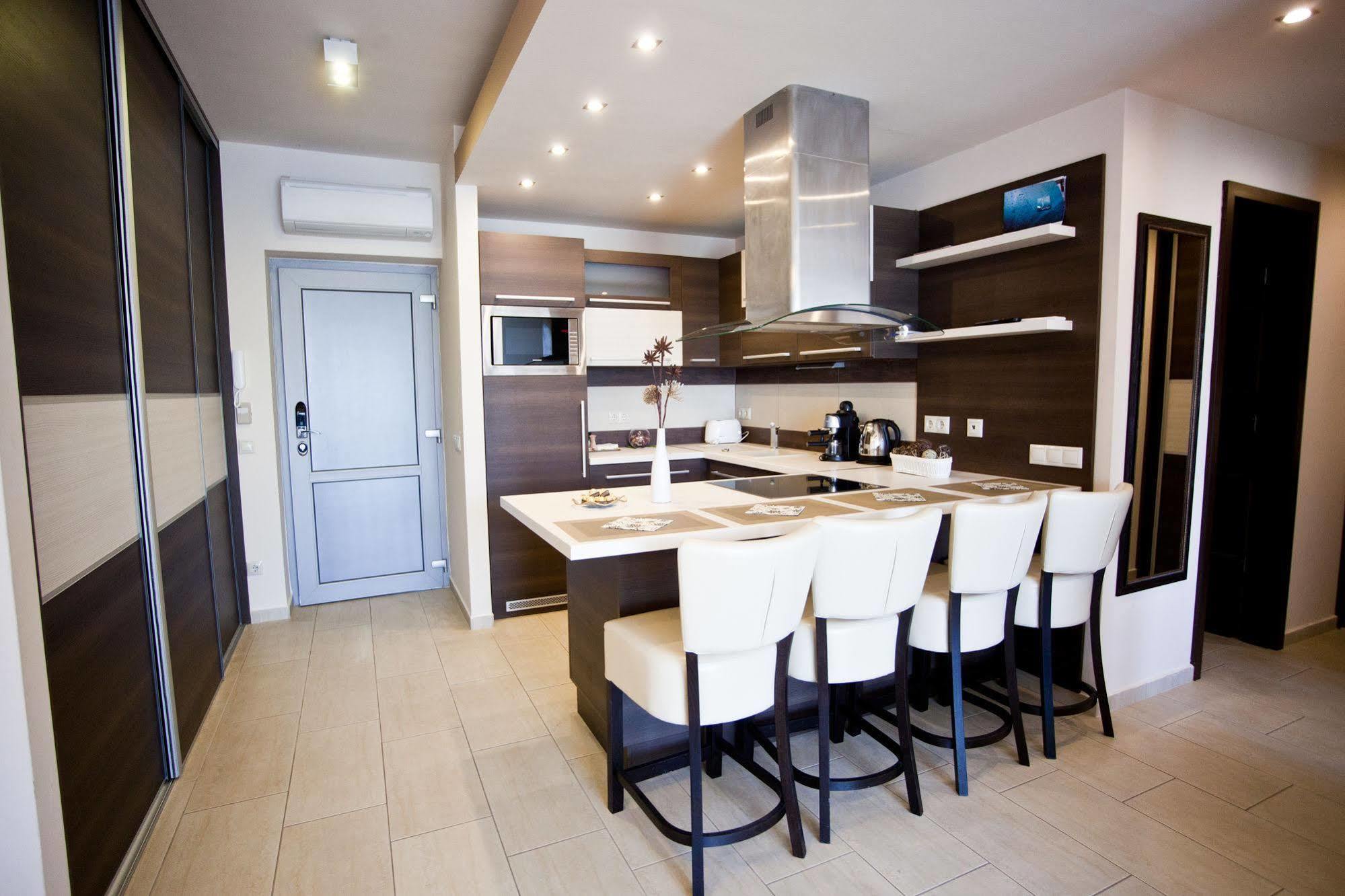 Nemeth Apartmanok Sarvar Exterior photo